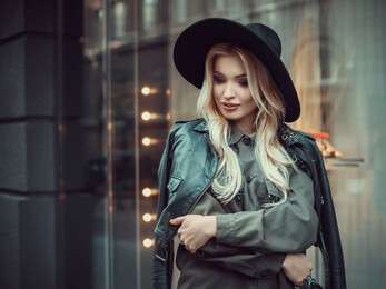 fashionable - example image