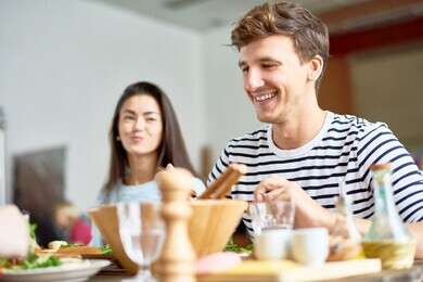 dine - example image