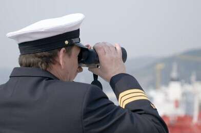 binoculars - example image
